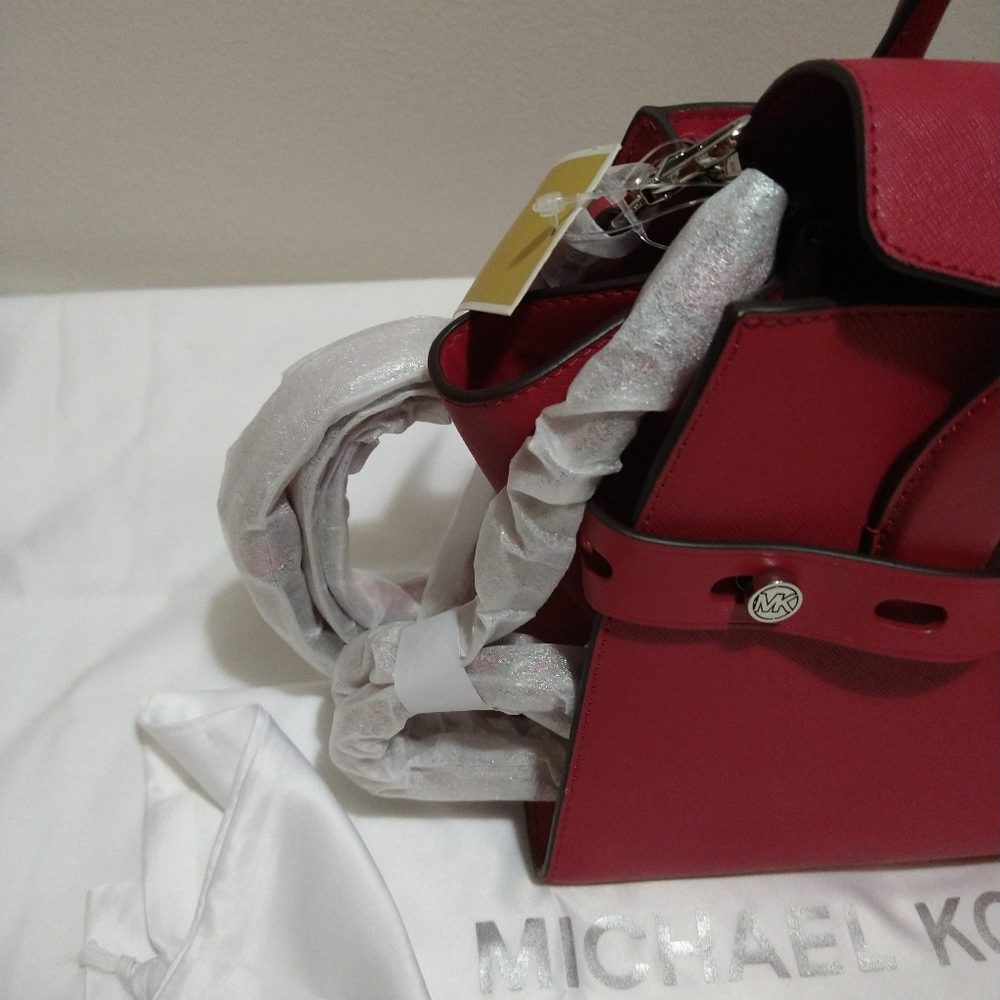 Sold**Michael Kors Carmen Leather Belted Satchel - Picture 4 of 12